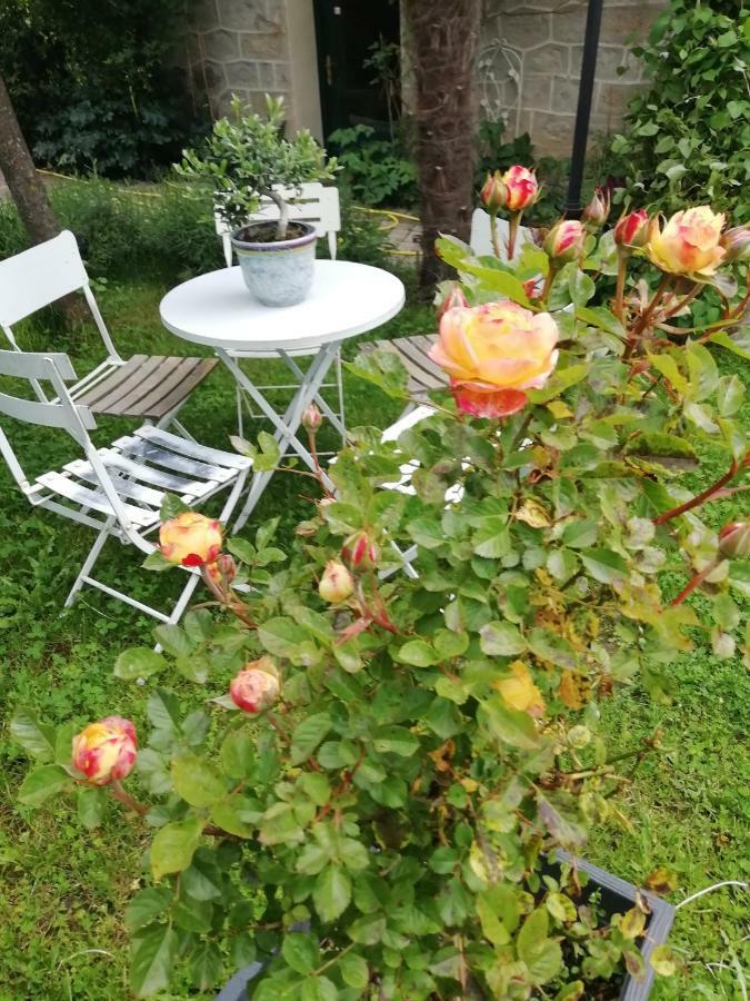 La Mirabelle-Casteil Country House Guest House Eksteriør bilde