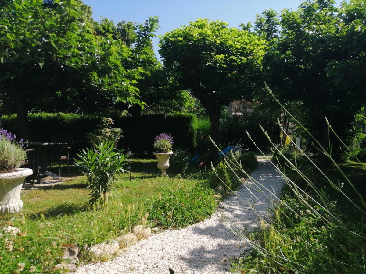 La Mirabelle-Casteil Country House Guest House Eksteriør bilde