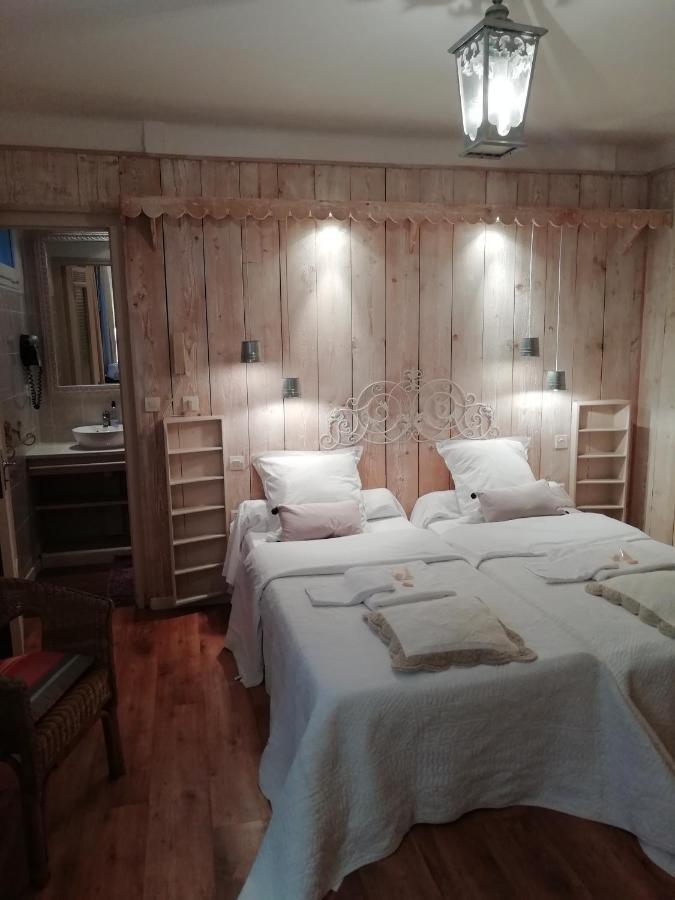 La Mirabelle-Casteil Country House Guest House Eksteriør bilde
