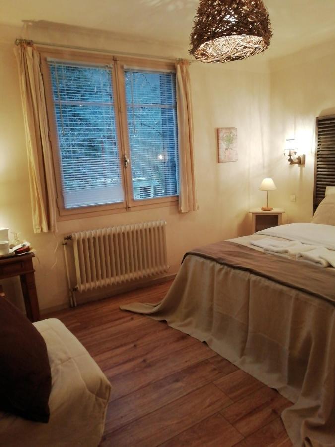 La Mirabelle-Casteil Country House Guest House Eksteriør bilde